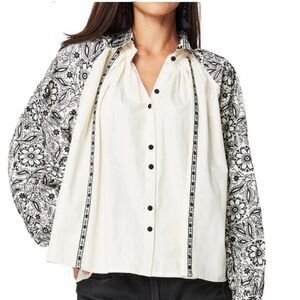 Roller Rabbit Embroidered Top Bishop Sleeves OVERSIZED Button Up Medium